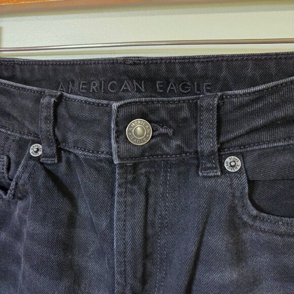 EUC AMERICAN EAGLE OUTFITTERS REAL GOOD DARK WASH DESTROYED MOM JEANS SIZE 2 - Picture 10 of 16